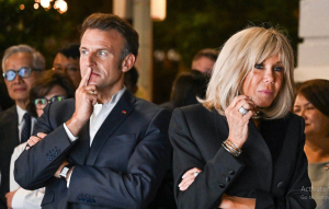 Փարիզում մեկնարկել են Բրիջիտ Մակրոնի նկատմամբ սեքսիստական կիբերհետապնդումների գործով դատական լսումները