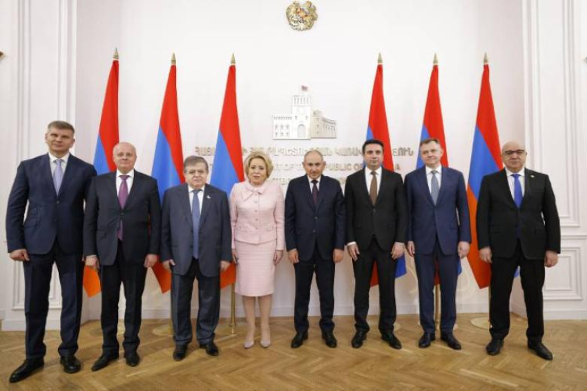 «Հրապարակ». Մատվիենկոն միջանցքներում նկարվել չի սիրում