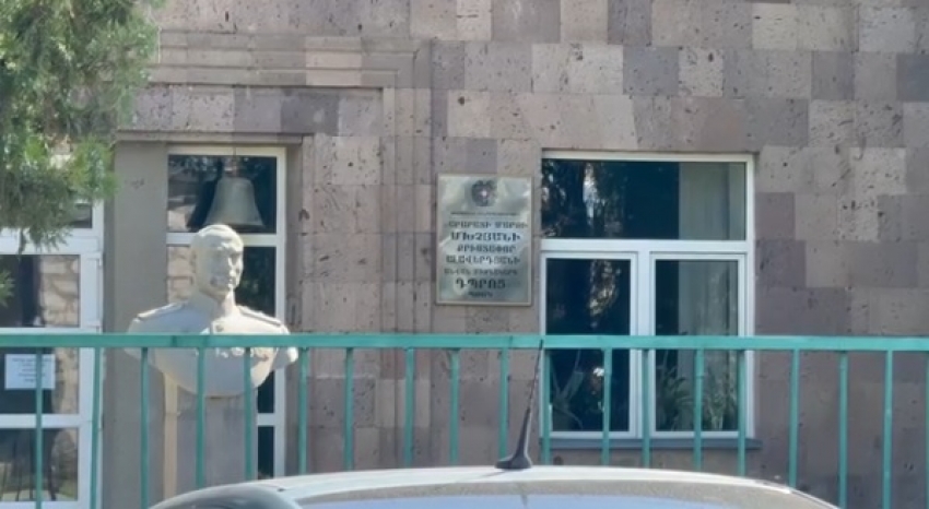 «Կասկած կա, որ նրանց «նավոդկա» են տվել». Մխչյանի դպրոցում տեղի ունեցած սկանդալի հետքերով