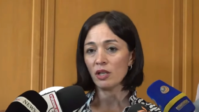 Ժաննա Անդրեասյանի դեմ բունտ է հասունանում. նրա վարքագիծը պետք է քննվի ՔՊ վարչությունում. «Ժողովուրդ»