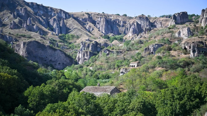 Հայ–ադրբեջանական պատվիրակությունները հանդիպել են Սյունիքի և Զանգելանի հարավային մասում