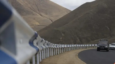 Լարսը բաց է բոլոր տեսակի տրանսպորտային միջոցների համար