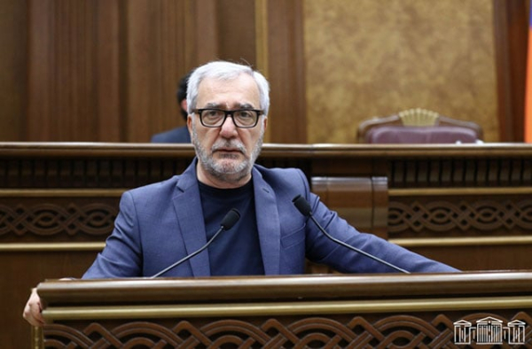 «Ժողովուրդ». «Դու ո՞վ ես, որ մեր երեխաների մասունքներից խոսես». ծնողները՝ Անդրանիկ Քոչարյանին