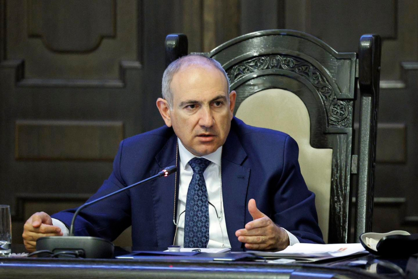 Այս պահից մինչև հուլիսի 5-ը վետո եմ դնում իմ կողմից «պարականոն» բառապաշարի և խոսույթի կիրառման վրա․ Փաշինյան