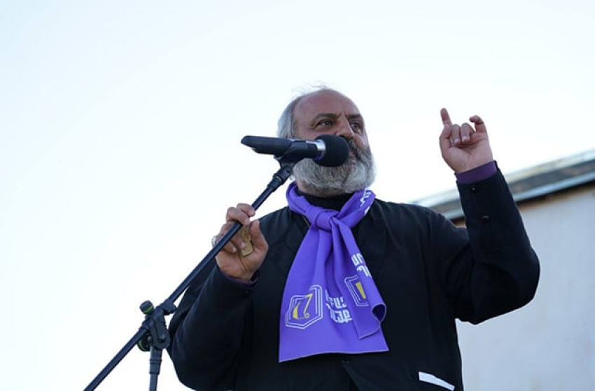 «Ժողովուրդ» . Բագրատ Սրբազանը փողոցային պայքար կսկսի