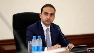 Եթե խնդիրը չլուծվեց, մի օր այդ շենքերը փլուզվելու են. Ավինյան