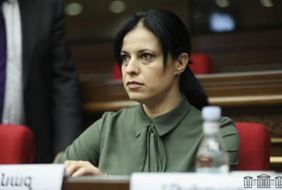 Արեգնազ Մանուկյանը վայր է դնում պատգամավորական մանդատը