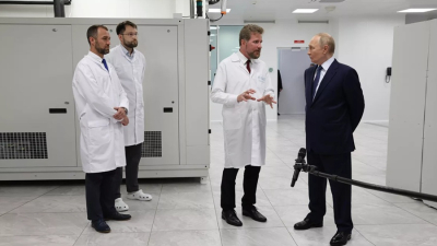 Գիտնականները Պուտինին խոստացել են մինչև 2026 թվականը պատրաստել դեղամիջոց քաղցկեղի դեմ