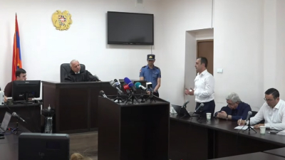 «Երկու տարի առաջ վաղեմության ժամկետներն անցած գործով նախագահ Սարգսյանին դատարան տանել-բերելու իմաստը ո՞րն է». պաշտպանի միջնորդությունը բավարարվեց, գործերը միացվեցին