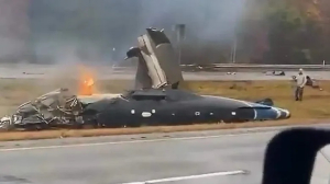 ԱՄՆ-ում ինքնաթիռը ընկել է ավտոճանապարհի վրա՝ խլելով երկու մարդու կյանք