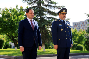 Սուրեն Պապիկյանն ընդունել է ԻԻՀ պաշտպանության և զինված ուժերի աջակցման նախարարին