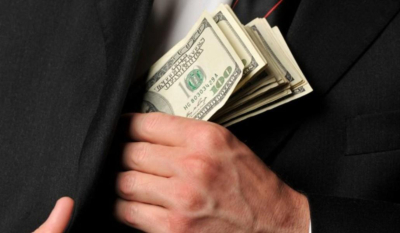 Բժշկական կենտրոնի փոխտնօրենն ու բաժնի վարիչը մեղադրվում են զորակոչիկի բարեկամից կաշառք պահանջելու և ստանալու մեջ