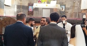 Կարգալույծ Ստեփան Ասատրյանին թույլ չտվեցին հարսանիքի ծես իրականացնել, հարազատները փոխեցին քահանային