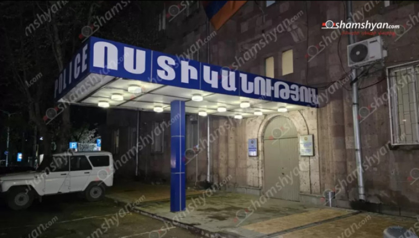 Երևանում տղամարդը ատրճանակի բռնակով մի քանի անգամ հարվածել է հարևանուհու գլխին. վերջինը տեղափոխվել է հիվանդանոց