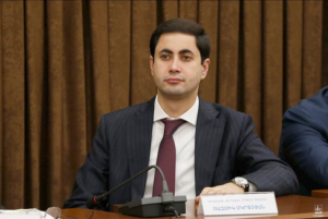 Որոշում եմ կայացրել դուրս գալ «Քաղաքացիական պայմանագիր» կուսակցությունից․ Շենգավիթի նախկին թաղապետ