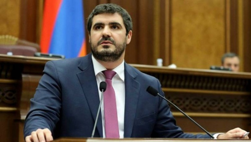 Վայ Աղազարյանի հույսին մնաք դուք. Կիրկորովով, Սոբչակով, Կրուտոյով չստացվեց, հիմա էլ Աղազարյանին են ուղարկել այստեղ. Արման Եղոյան
