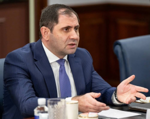 Ադրբեջանից պարզաբանում ենք պահանջել Խոզնավարի ուղղությամբ կրшկոցների համար. Պապիկյան