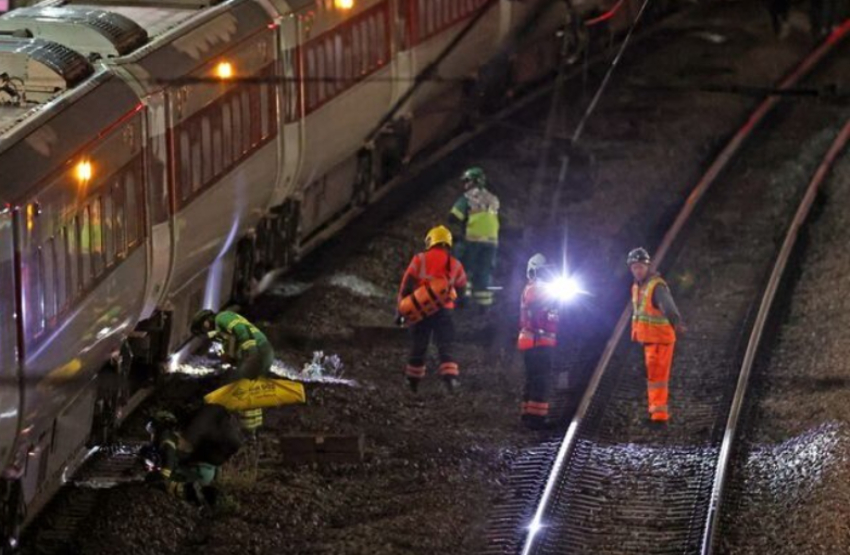 Անգլիայում հանցագործները դանակներով հարձակվել են գնացքի ուղևորների վրա. կան վիրավորներ