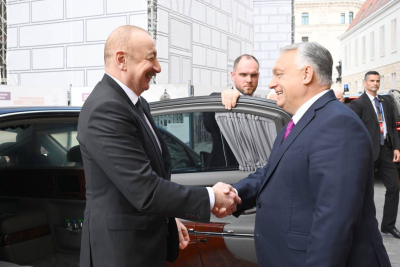 Վիկտոր Օրբանը ժամանել է Ադրբեջան