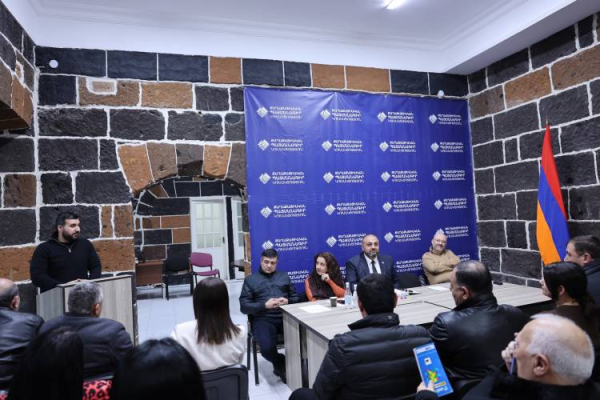 Փաշինյանը սպառնացել է, ոտով-գլխով պատասխան են տալու. «Հրապարակ»