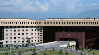 Սահմանագծի երկայնքով երբեմն արձանագրվում են անկանոն, ոչ թիրախային կրակոցներ. ՀՀ ՊՆ