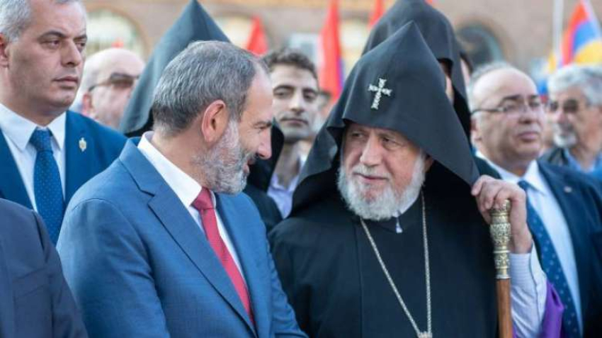 Ուզո՞ւմ եք իմանալ, թե Կաթոլիկ ու Ուղղափառ եկեղեցիները երբ որոշեցին, որ մեր ժողովրդին կարելի է այլևս լուրջ չընկալել․ Մելիք-Շահնազարյան