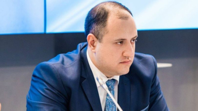 Ի՞նչ ենք անելու, որ Ռուսաստանը Հարավային Կովկասում իր դաշնակցին՝ Հայաստանին, այլևս երբեք «չգցի». մոտավորապես այնպես, ինչպես Ամերիկան չի «գցում» իր դաշնակից Իսրայելին. Միհրան Հակոբյան