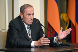«Զանգեզուրի տրանսպորտային հանգույցի» վերահսկողությունը, բնականաբար, սուվերեն իրավունքի ուժով, պետք է իրականացնի բացառապես Հայաստանը. Լևոն Տեր-Պետրոսյան