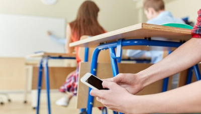 Բջջայինների օգտագործումը դպրոցներում սահմանափակվում է․ ի՞նչ քայլեր է ձեռնարկում քաղաքապետարանը