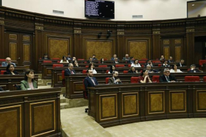 «Հրապարակ». ՔՊ-ում թաղման դեմքով էին