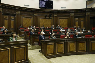 «Հրապարակ». ՔՊ-ում թաղման դեմքով էին