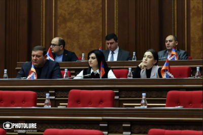 «Պատիվ ունեմ» խմբակցությունը հանդես է գալու պատգամավորական էթիկայի հարցերով ժամանակավոր հանձնաժողով ստեղծելու նախաձեռնությամբ