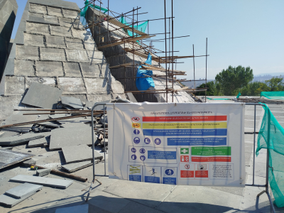 Վերանորոգվում են Հայոց ցեղաuպանnւթյան հուշահամալիրի Հավերժության տաճարի թեք մույթերը