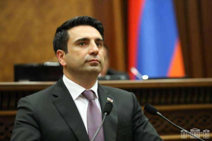 Հայաստանը և Ադրբեջանն ապրելու են խաղաղ, առևտուր են անելու իրար հետ. Ալեն Սիմոնյան
