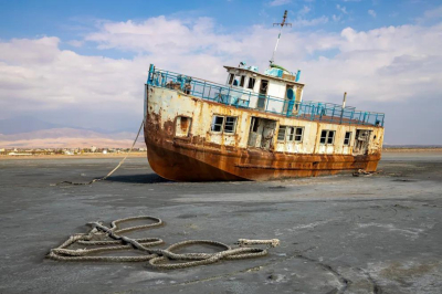 Ասիայի ամենամեծ աղի լիճը` Ուրմիան, ամբողջությամբ չորացել է. Bild